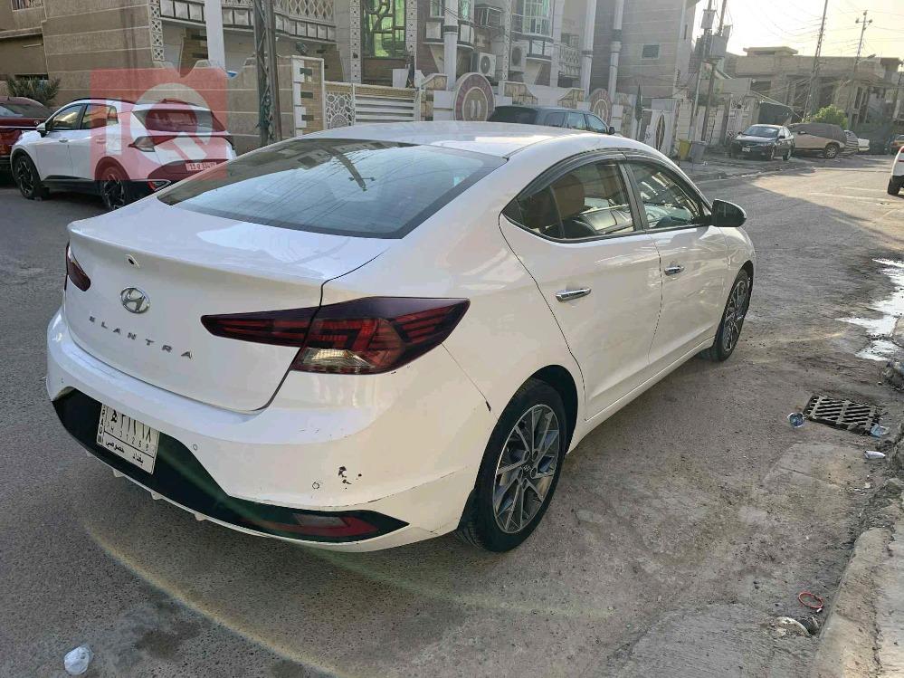هيونداي النترا